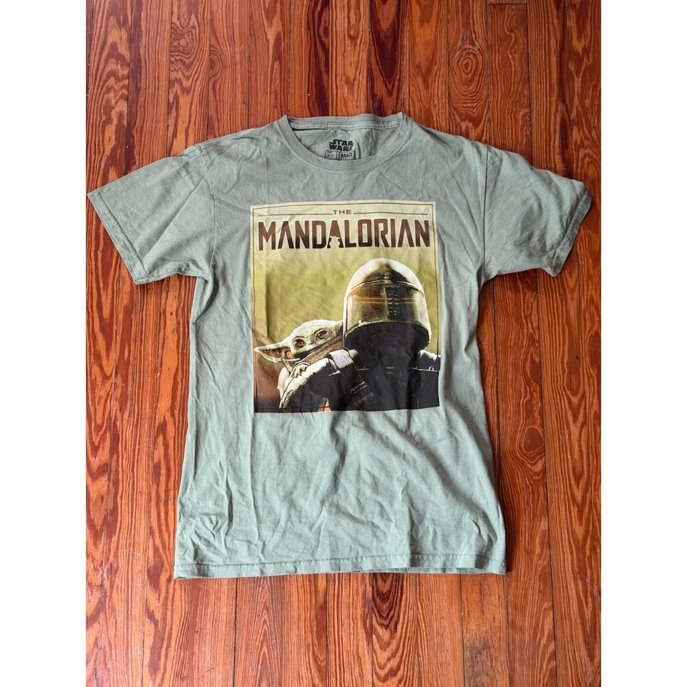 Star Wars The Mandalorian Baby Yoda Grogu Graphic T-Shirt Mens S Green Tee 0070